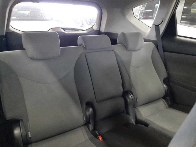 Toyota PRIUS 2012 8482653-11