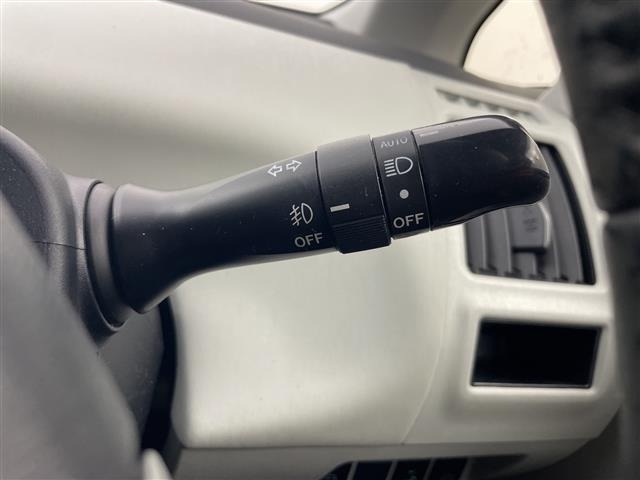 Toyota PRIUS 2012 8482861-5