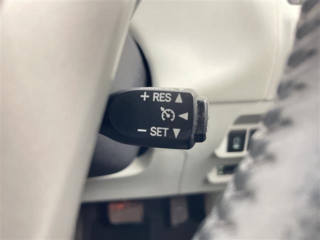 Toyota PRIUS 2012 8482861-9