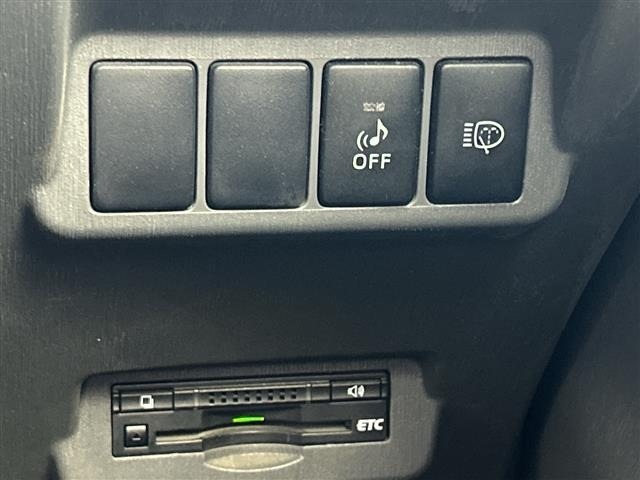 Toyota PRIUS 2014 8482864-1