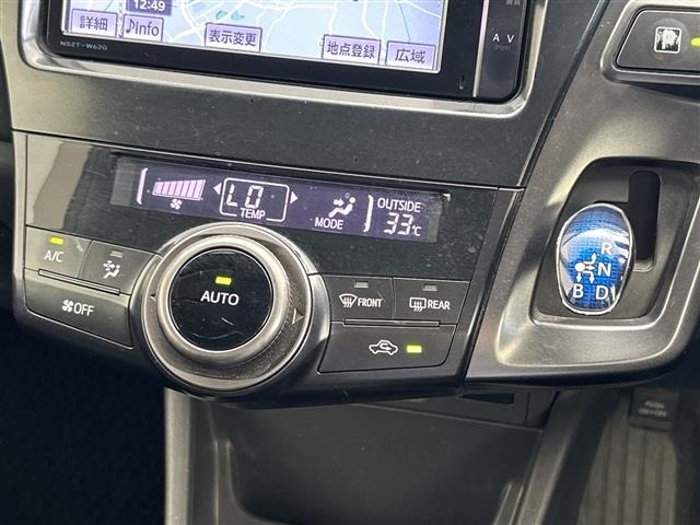 Toyota PRIUS 2014 8482864-3