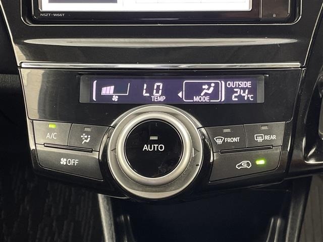 Toyota PRIUS 2017 8482875-19