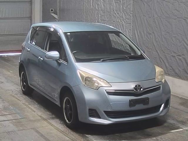 Toyota RACTIS 2013 8482912-7