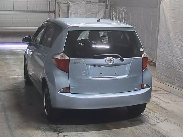 Toyota RACTIS 2013 8482912-8