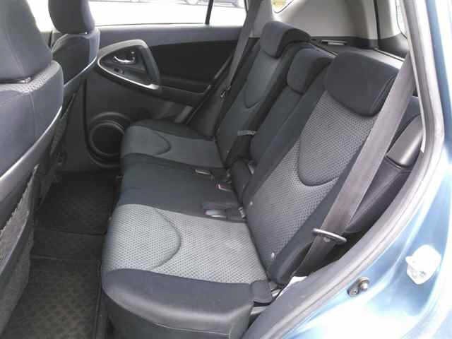 Toyota RAV4 2006 8480976-9