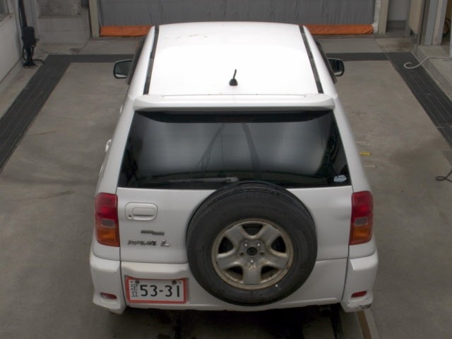 Toyota RAV4 2001 8481019-7