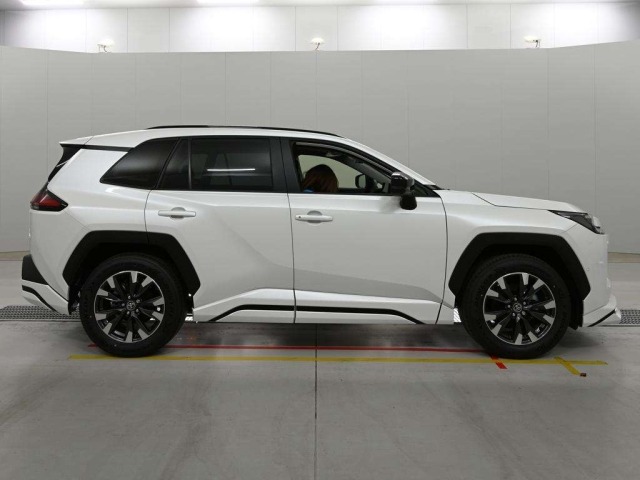 Toyota RAV4 2026 8481068-3