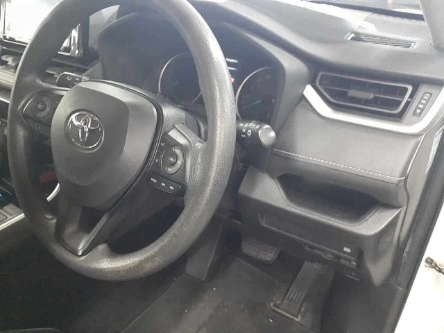 Toyota RAV4 2019 8481101-9