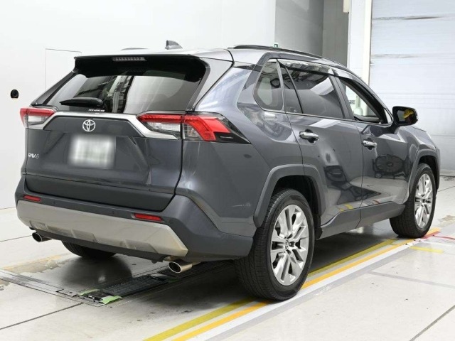 Toyota RAV4 2022 8481107-1