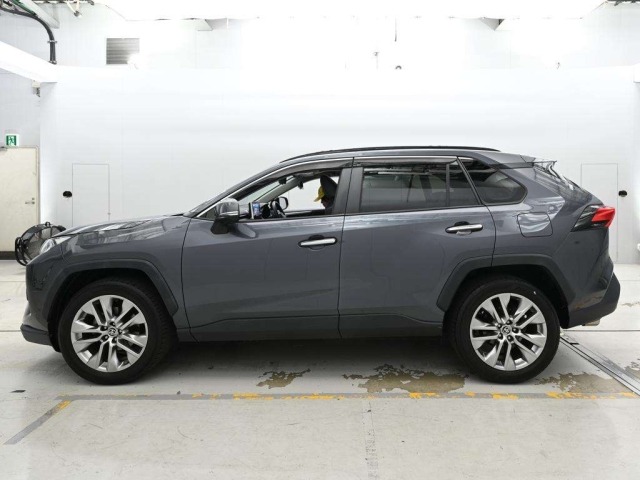 Toyota RAV4 2022 8481107-4