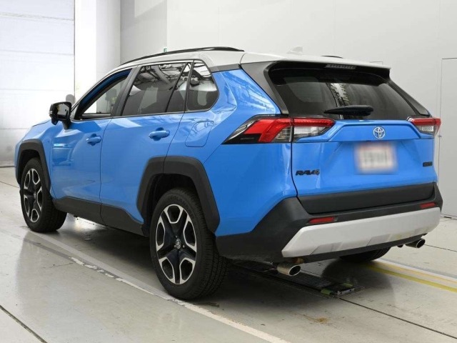 Toyota RAV4 2020 8481119-6