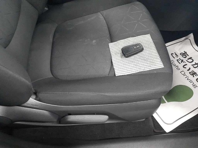 Toyota RAV4 2023 8481129-10