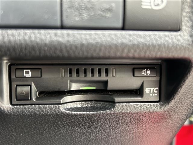 Toyota RAV4 2019 8482030-8