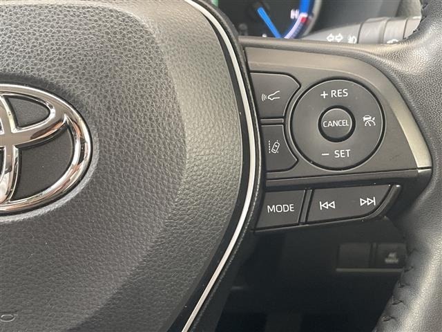 Toyota RAV4 2022 8482190-1
