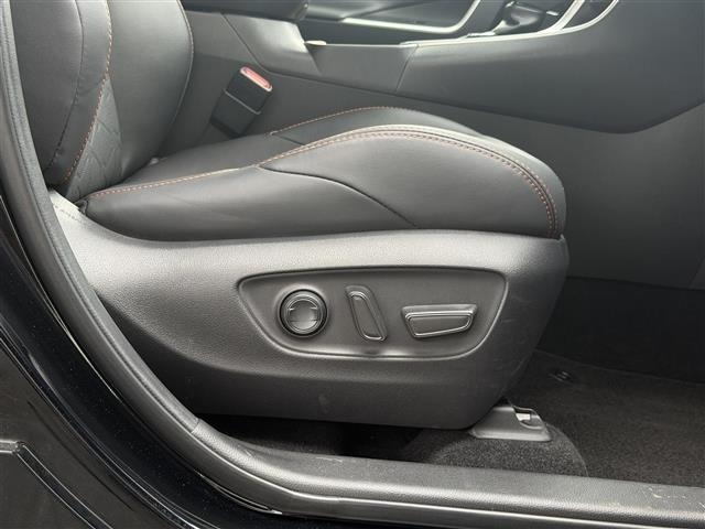 Toyota RAV4 2022 8482201-1