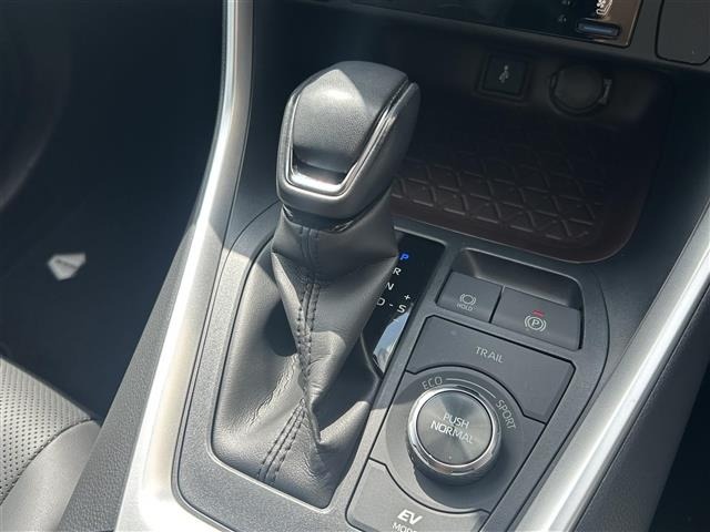 Toyota RAV4 2022 8482226-21