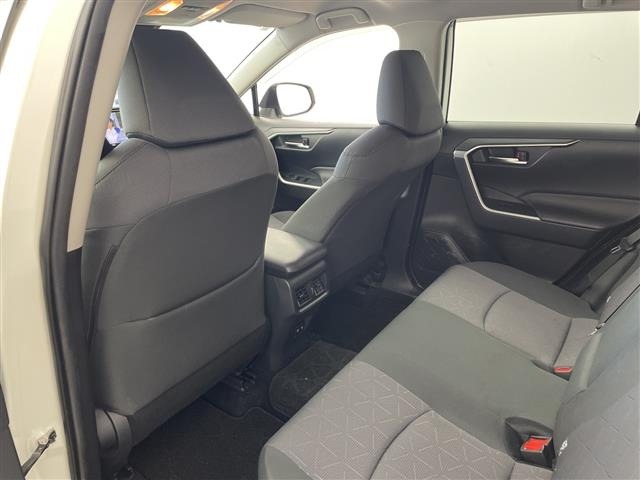 Toyota RAV4 2019 8482227-10