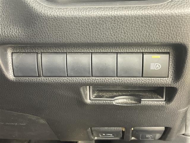 Toyota RAV4 2020 8482236-4