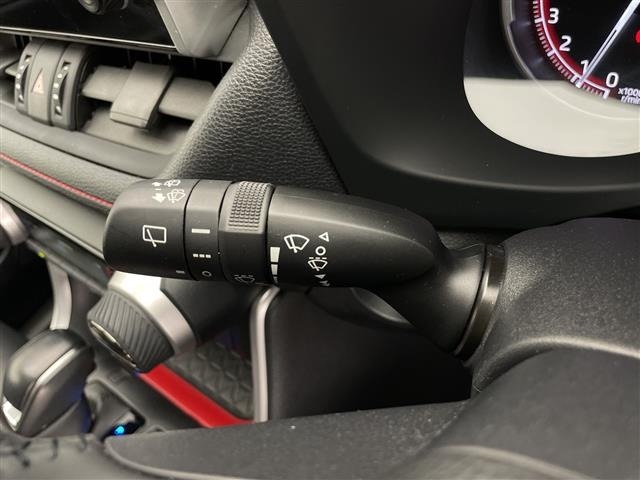Toyota RAV4 2021 8482242-10