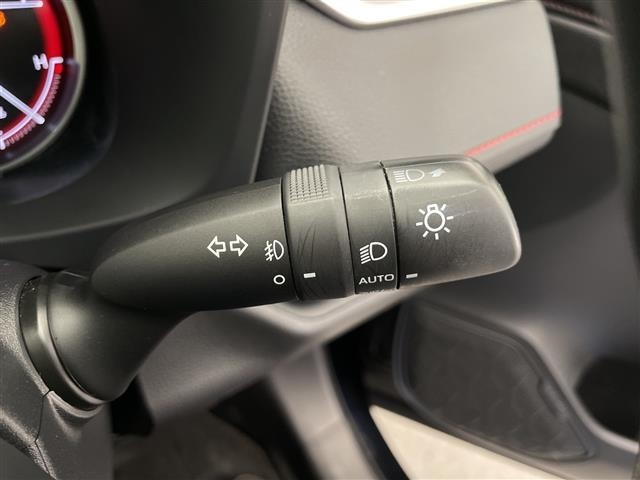 Toyota RAV4 2021 8482242-11