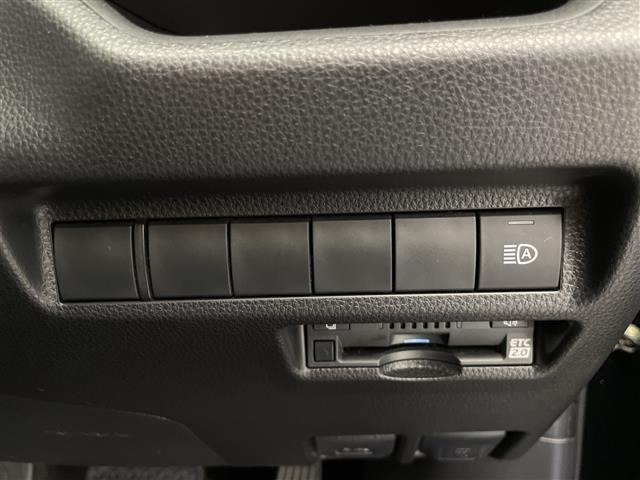 Toyota RAV4 2021 8482242-20