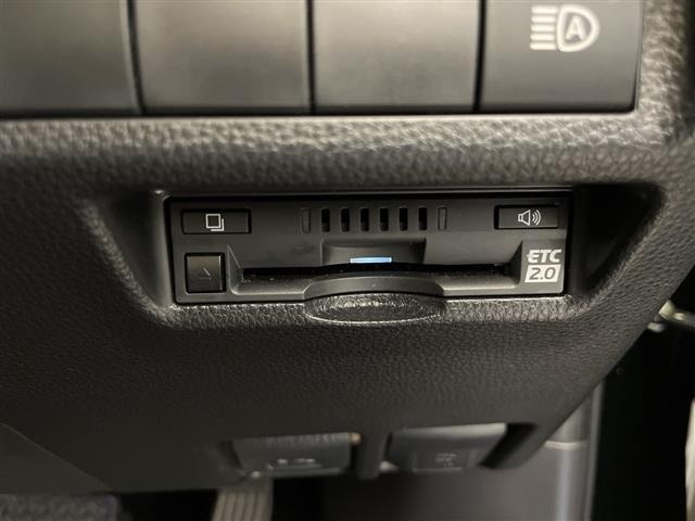 Toyota RAV4 2021 8482242-3
