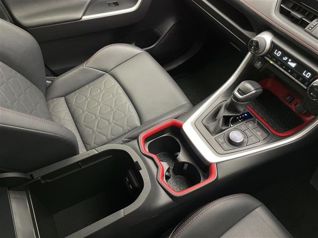 Toyota RAV4 2021 8482242-6