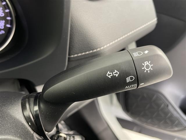 Toyota RAV4 2022 8482243-10