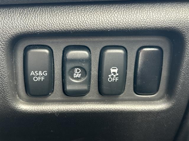 Mitsubishi RVR 2015 8488568-11