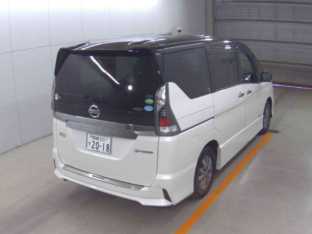 Nissan SERENA 2018 8483363-4