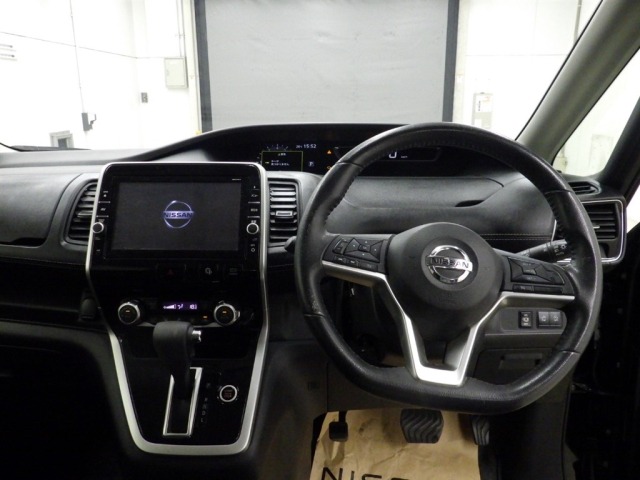 Nissan SERENA 2017 8483364-5