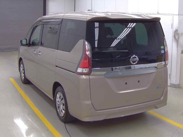 Nissan SERENA 2017 8483376-1