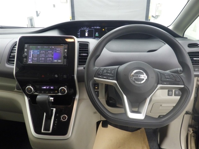 Nissan SERENA 2017 8483376-5
