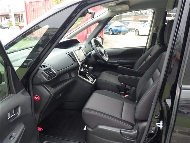 Nissan SERENA 2017 8483728-11
