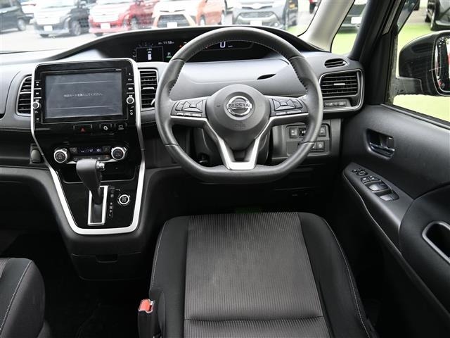 Nissan SERENA 2017 8483728-18