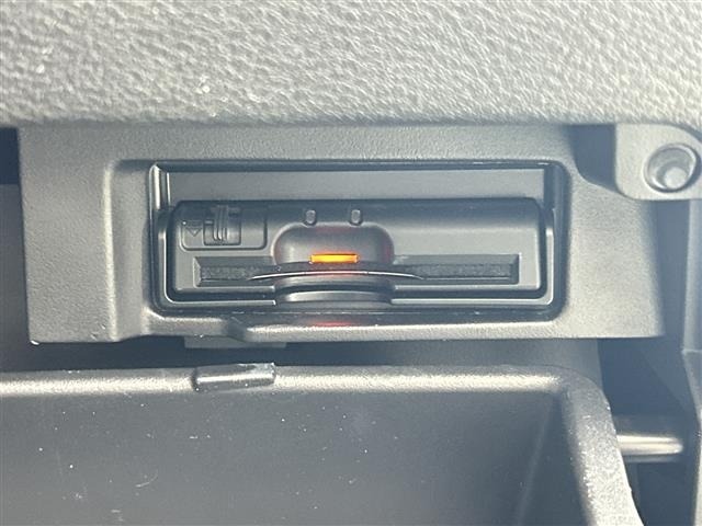 Nissan SERENA 2018 8483741-21