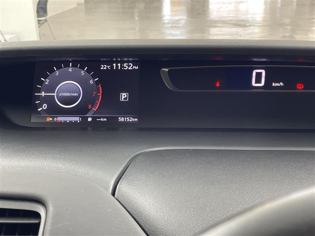 Nissan SERENA 2017 8483763-5
