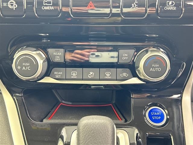 Nissan SERENA 2018 8484382-1