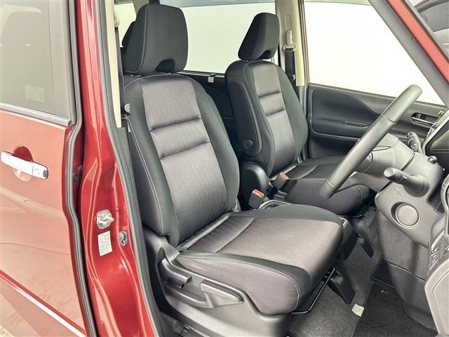 Nissan SERENA 2018 8484382-4