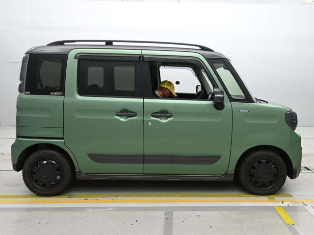 Suzuki SPACIA 2019 8492314-3