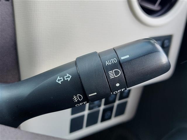 Toyota SPADE 2018 8481841-2