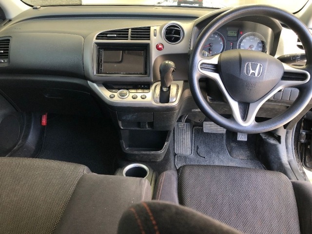 Honda STREAM 2009 8488124-4