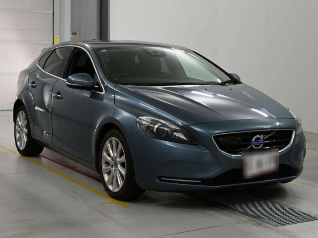 Volvo V40 2013 8490437-5