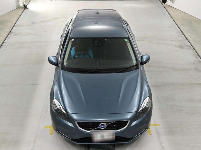 Volvo V40 2013 8490437-7
