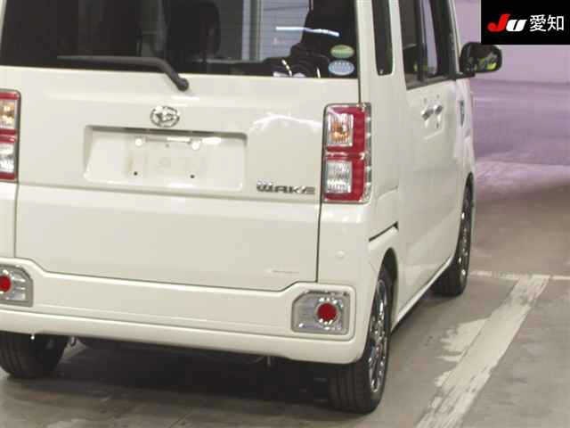 Daihatsu WAKE 2016 8490989-8