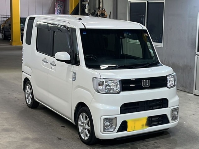 Daihatsu WAKE 2016 8491023-4