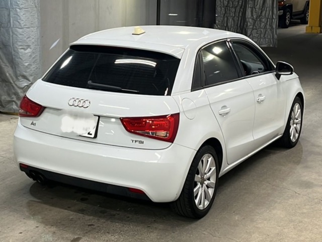 Audi A1 2014 8497654-5