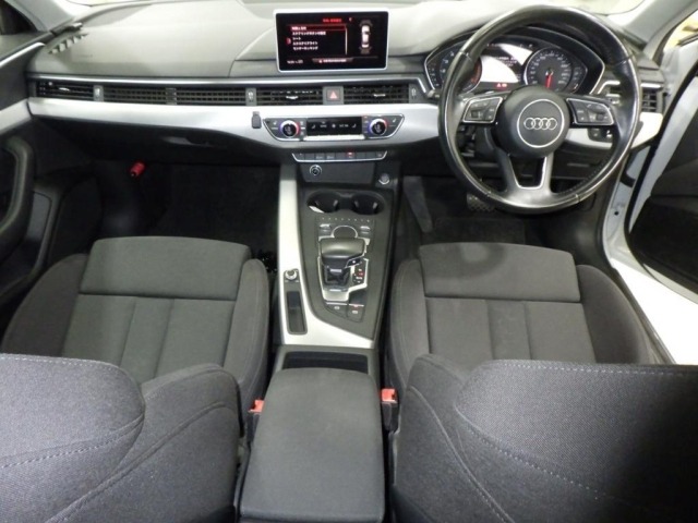 Audi A4 2017 8506484-3