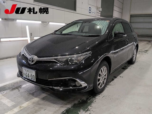 Toyota AURIS 2016 8499168-0