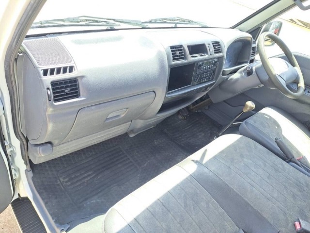 Mazda BONGO TRUCK 2002 8499180-17